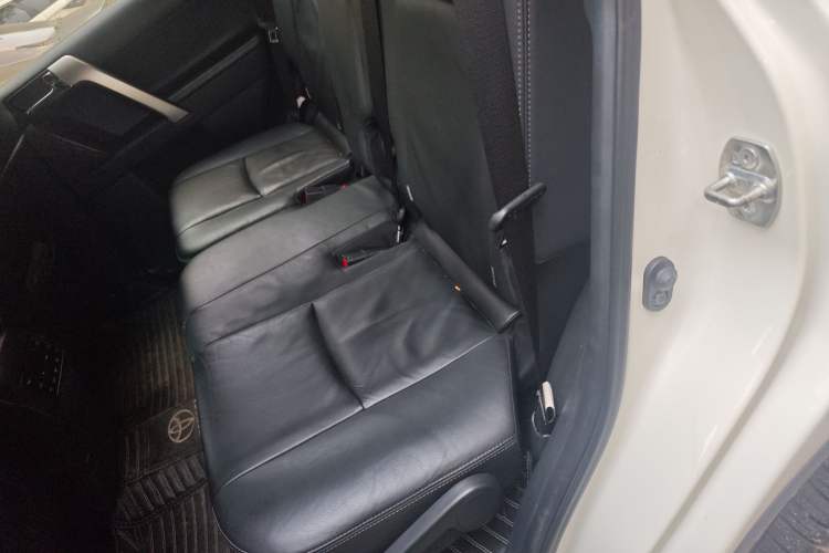 Used Toyota Prado 2016 3.5L Automatic TX-L NAVI
