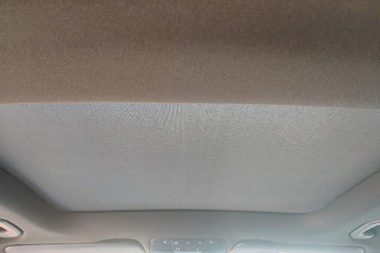 Used Mercedes-Benz GLC 2017 GLC 260 4MATIC Luxury Model Headliner