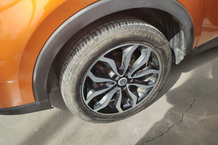 Used MG GS 2016 1.5TGI TST Luxury Edition Left Front Wheel Hub