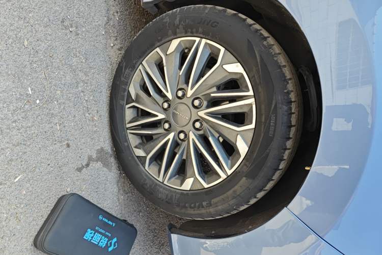 Used SAIC MAXUS G20 2020 2.0T Gasoline Automatic Luxury Executive Edition