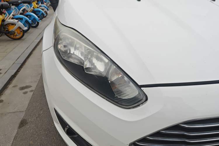 Used Ford Fiesta 2013 Hatchback 1.5L Automatic Prestige Model
