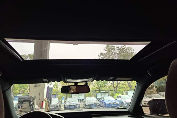 Used Lexus IS 2015 200t F SPORT
