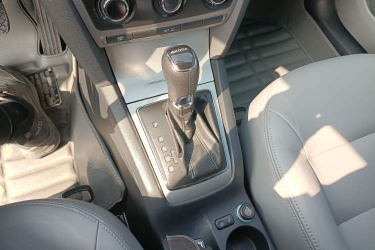 Used Skoda Octavia 2013 1.6L Automatic Yijie Edition