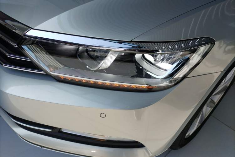 Used Volkswagen Magotan 2019 330TSI DSG Leading Model China VI Standard