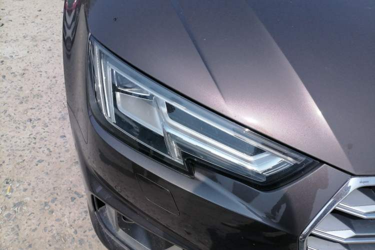 Used Audi A4L 2019 40 TFSI Fashion Version China V