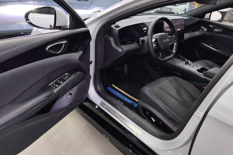 Used BYD Seal 2025 Revised Version 650 Intelligent Driving Edition