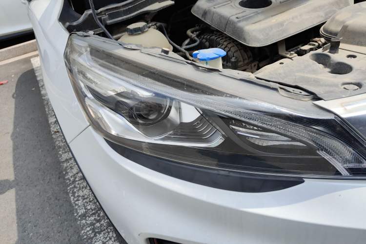 Used Geely Auto Emgrand GS 2020 1.4T CVT Ya Right Front Headlight