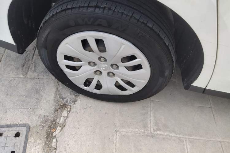 Used SAIC MAXUS G50 2022 1.5T Automatic Comfort Touring A Exterior 5