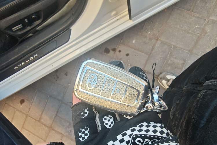 Used Toyota Avalon 2019 2.0L XLE Premium Edition China VI
