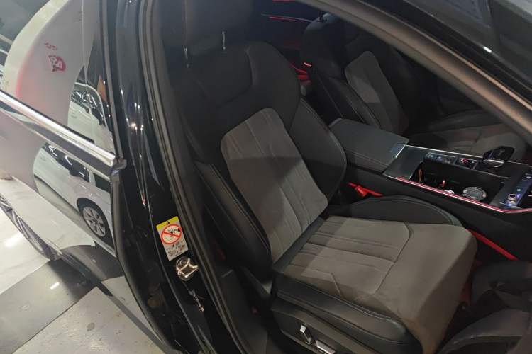 Used Audi A6L 2024 40 TFSI Luxury Dynamic Edition
