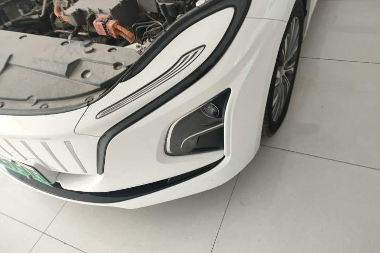 Used Hongqi E-QM5 2023 620km PLUS
