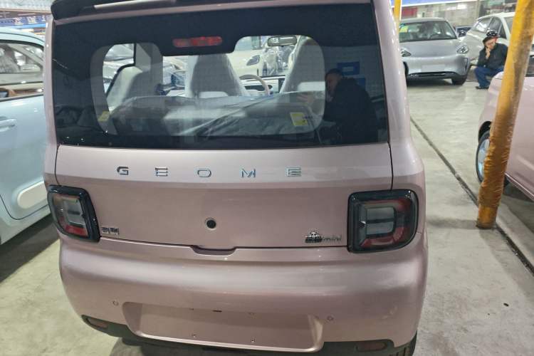 Used Geely Galaxy Panda 2025 210 km – Yuanqi Bear