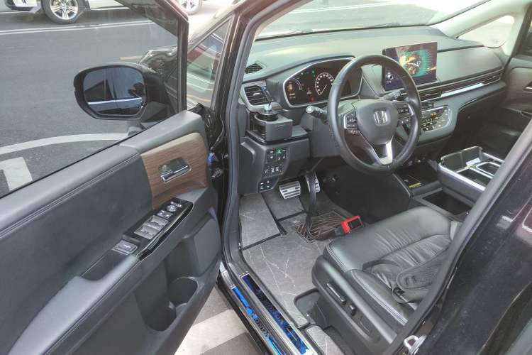 Used Honda Odyssey 2022 2.0L eHEV Sharp·Luxury Edition