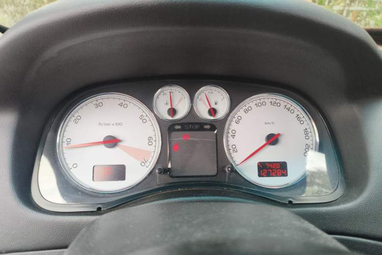 Used Peugeot 307 2012 1.6L Automatic CROSS Instrument Cluster