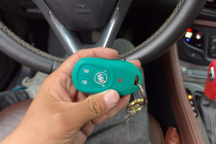 Used Buick Envision 2017 28T Four-Wheel Drive Elite Model
