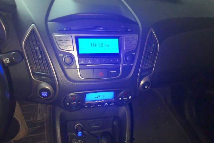 Used Hyundai ix35 2015 2.0L Automatic 2WD Smart Version China V Standard