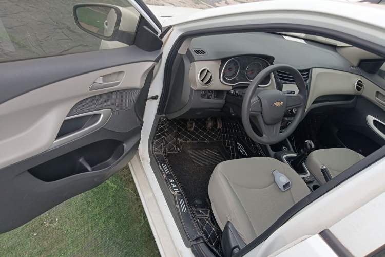 Used Chevrolet Sail 2015 Sail 3 1.5L Manual with Ideal Sunroof Edition
