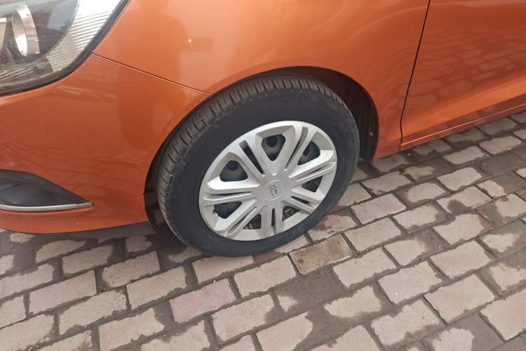 Used Chery Fengyun 2 2015 1.5L Manual New Edition Exterior 4