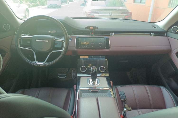 Used Land Rover Range Evoque 2023 Aurora L 249 PS Luxury Edition
