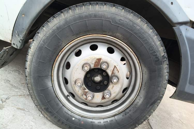 Used Iveco Daily 2014 2.5T-A35 NJ6484ACM47Z4