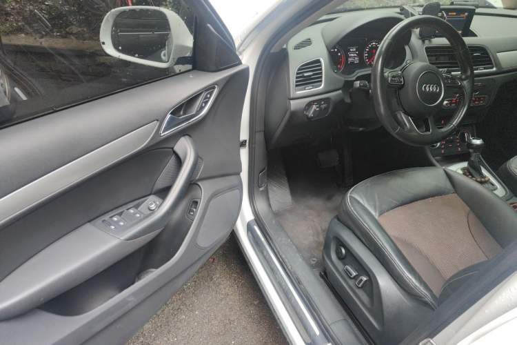 Used Audi Q3 2016 30 TFSI Fashion Model