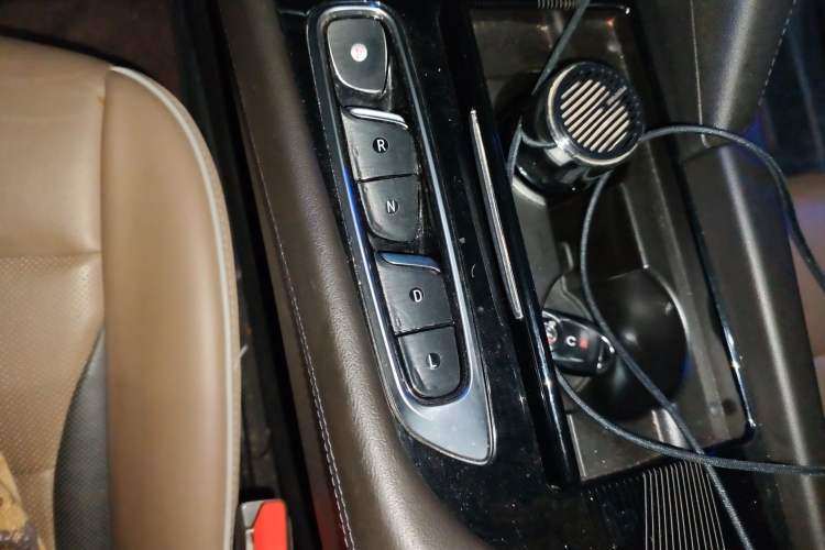 Used Buick Enclave 2020 28T Four-Wheel Drive Luxury Flagship Edition
