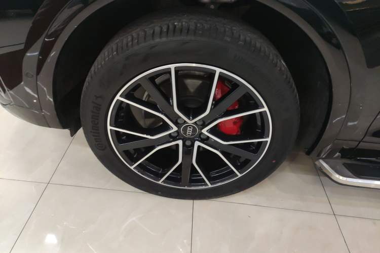 Used Audi Q5L 2025 quattro 45th Anniversary Edition 45 TFSI Luxury Dynamic Model