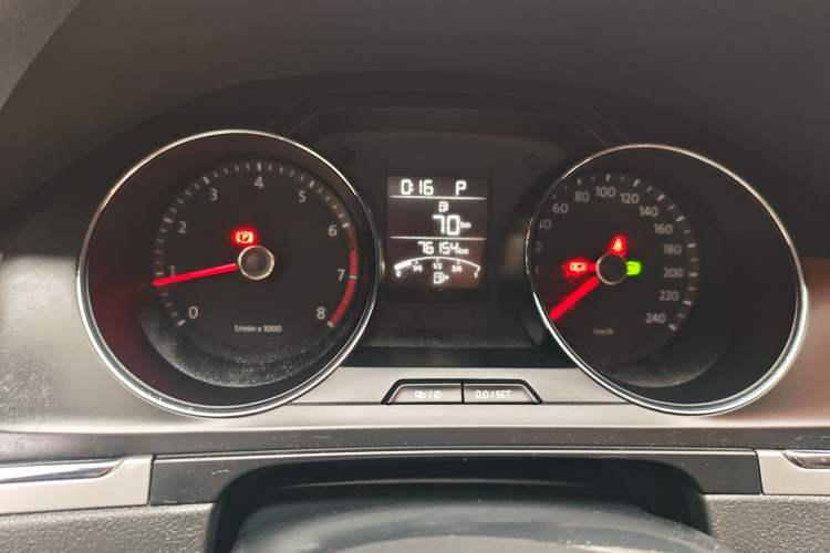 Used Volkswagen Bora 2015 Qihui Edition 1.6L Automatic Fashion Model
