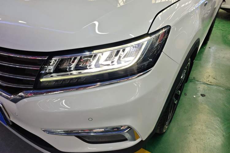 Used Roewe RX5 2016 30T Four-Wheel Drive Automatic Internet Smart Luxury Edition
