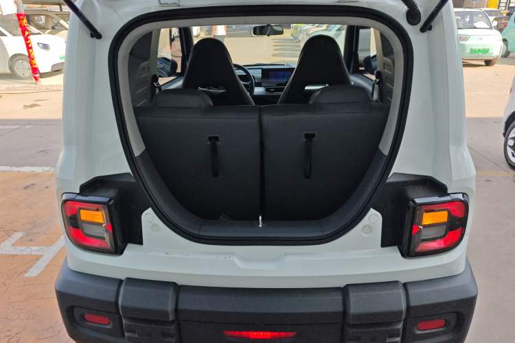 Used Geely Galaxy Panda 2025 210km Panda Rider Trunk