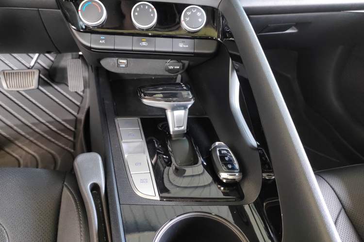 Used Hyundai Elantra 2023 1.5L CVT GLX Elite Edition