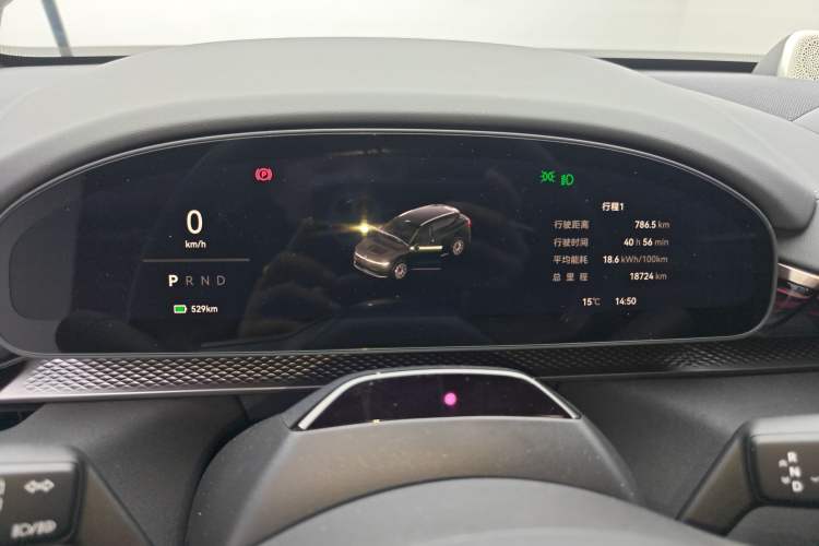 Used Zeekr 7X 2025 100 kWh Long-Range Rear-Wheel Drive with Intelligent Driving Features