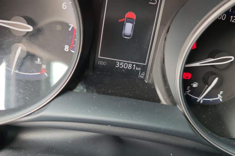 Used Toyota C-HR 2018 2.0L Leading Edition China V-standard
