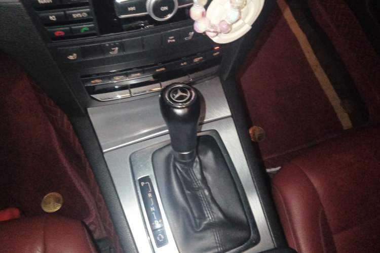 Used Mercedes-Benz E-Class 2011 E 260 CGI Convertible Edition Gear Lever