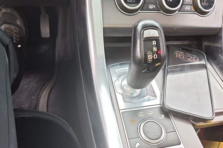 Used Land Rover Range Sport  Gear Lever