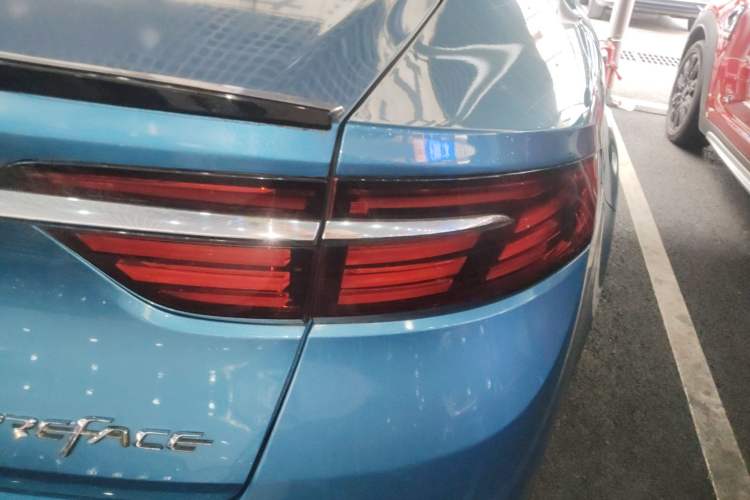 Used Geely Auto Preface 2021 2.0TD Luxury Version Right Rear Taillight