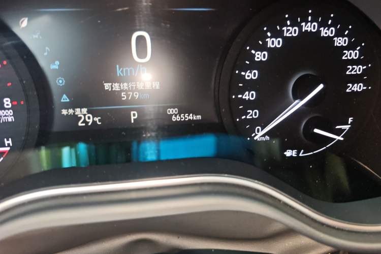 Used Toyota Avalon 2019 2.5L Ambition Version China VI Standard
