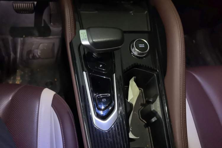 Used Geely Auto Monjaro L 2021 2.0TD DCT EVO Two-Wheel Drive Smart Luxury Version