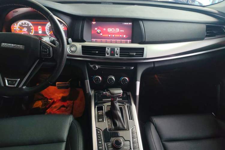 Used Haval H7 2017 Blue Label H7L 2.0T Automatic Prestige Model Audio And AC Panel