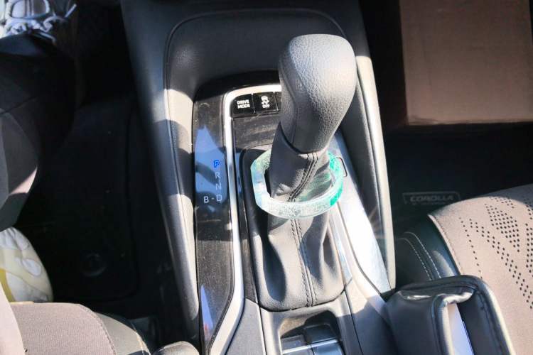 Used Toyota Corolla 2021 Dual-Motor 1.8L E-CVT Elite Edition