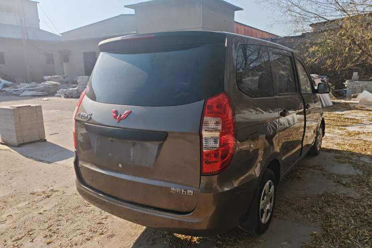 Used Wuling Hongguang 2015 1.5L S Base Model China IV
