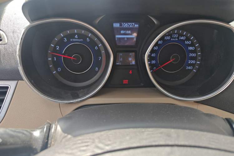 Used Hyundai Elantra (5th Generation / Langdong) 2012 1.6L Manual Leading Model
