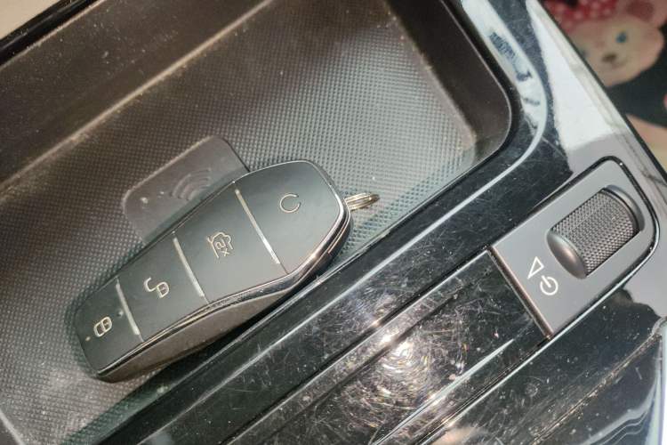 Used BYD Yuan Pro 2021 401 km Luxury Version Vehicle Key