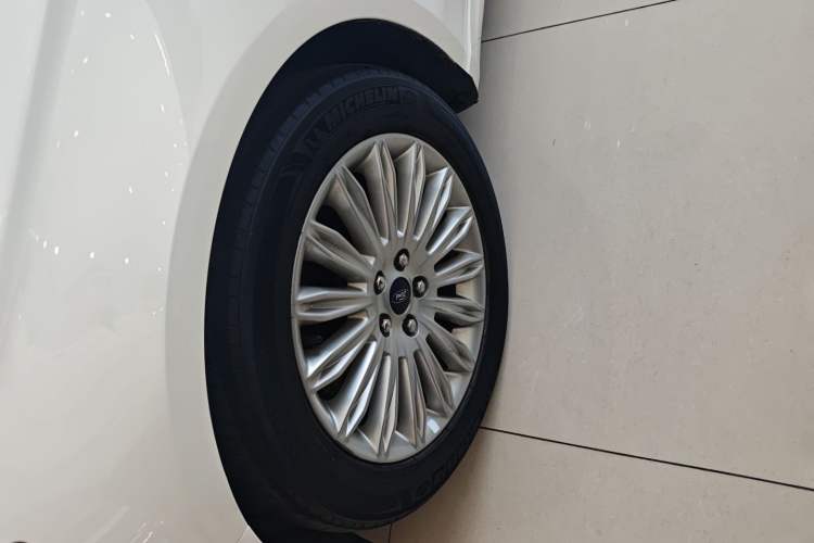 Used Ford Mondeo 2013 2.0L GTDi 200 Fashion Edition
