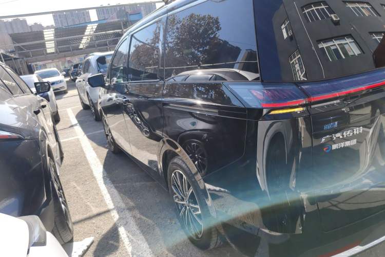 Used GAC Trumpchi Trumpchi E8 2024 Honor Series 2.0L Honor Edition
