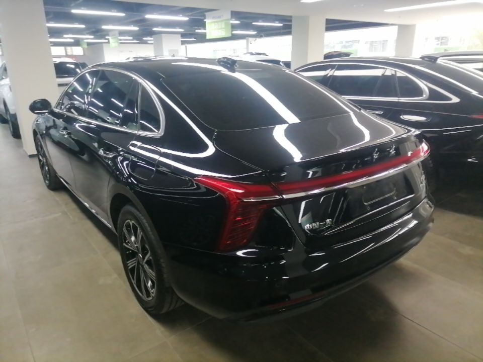 Hongqi H5 PHEV 2025 130 Super Hybrid Version — снимка 4