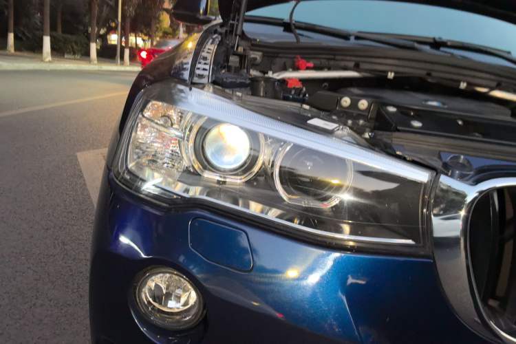 Used BMW X3 2016 sDrive20i Right Front Headlight