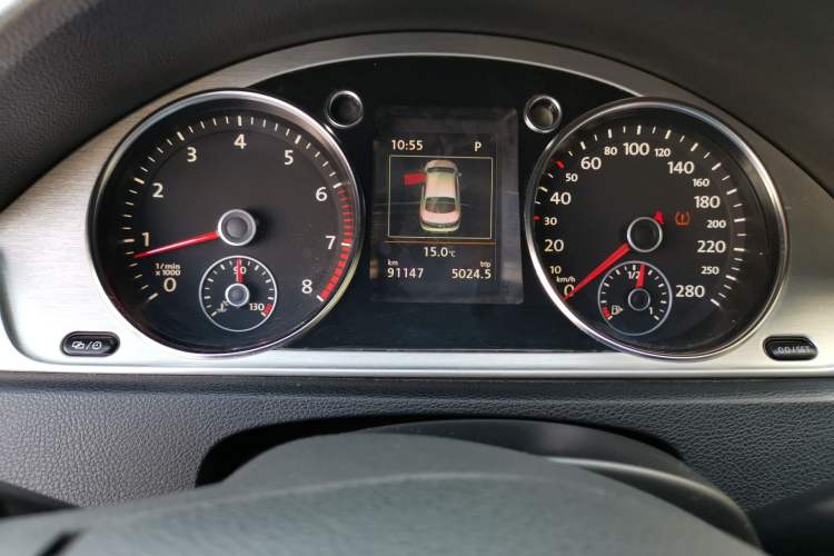 Used Volkswagen FAW-Volkswagen CC 2015 2.0 TSI Luxury Model Instrument Cluster