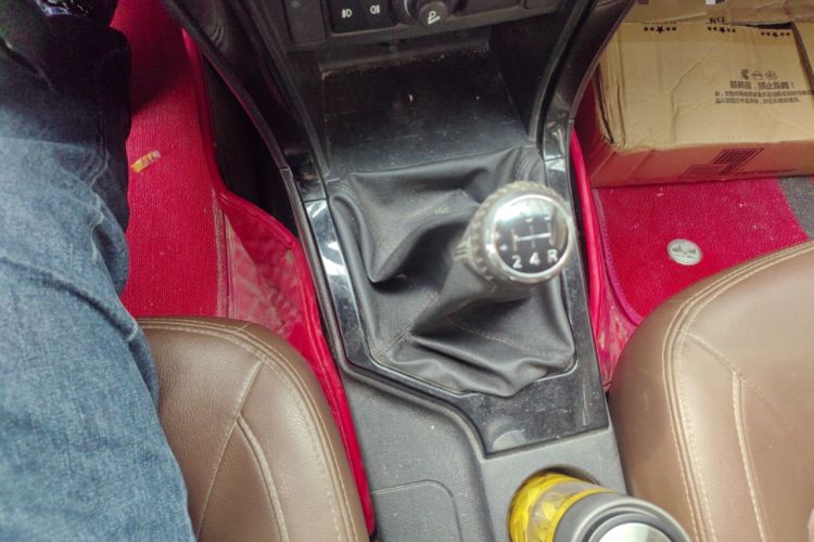 Used Great Wall Wingle 6 2017 2.4L Gasoline Two-Wheel Drive Elite Version 4G69