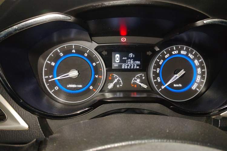 Used CHANGAN Alsvin V7 2015 1.6L Manual Joyful Edition China IV